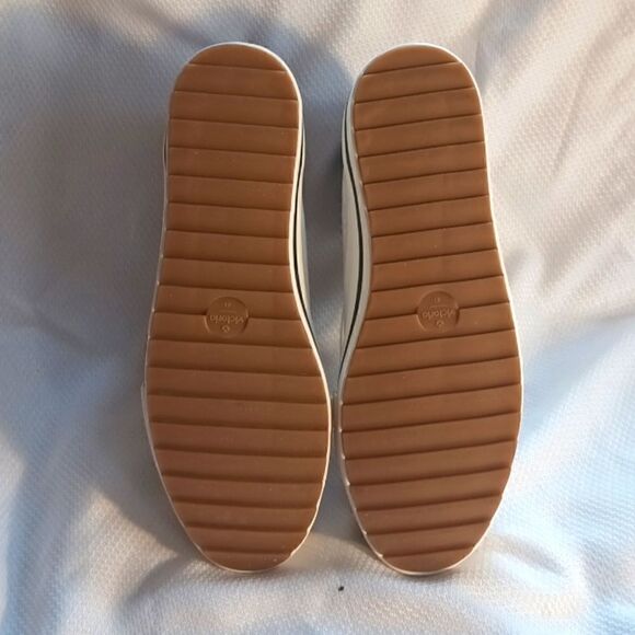 Victoria Crudo high top canvas platform sneakers nude/white size 10 - Picture 7 of 10